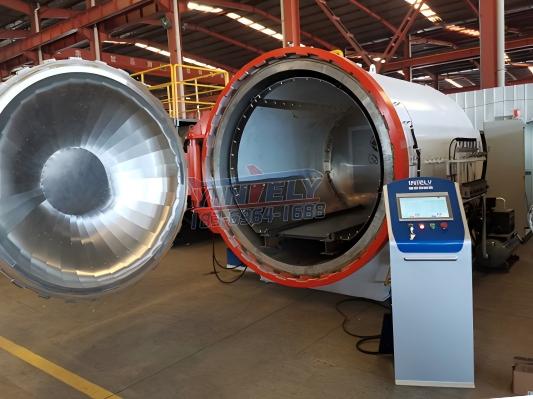 热压罐设备在航空航天领域的应用前